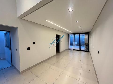 Casa à venda em Maringá, Jardim Ipanema, com 3 quartos, com 106 m²