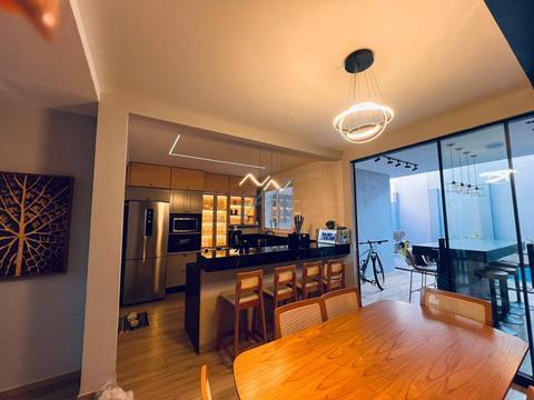Casa à venda em Maringá, Jardim Botânico, com 3 quartos, com 148 m²