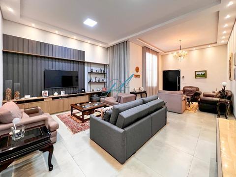 Casa à venda em Maringá, Jardim Monções, com 4 quartos, com 311 m²