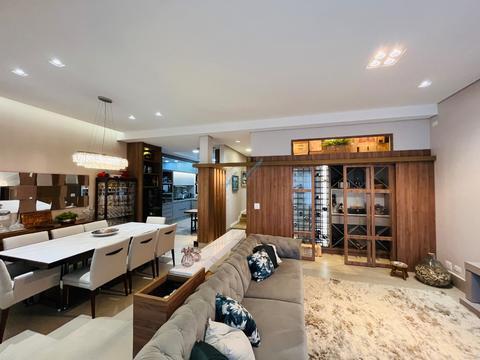 Casa à venda em Maringá, Jardim Imperial, com 4 suítes, com 392 m², Condomínio Residencial Imperial