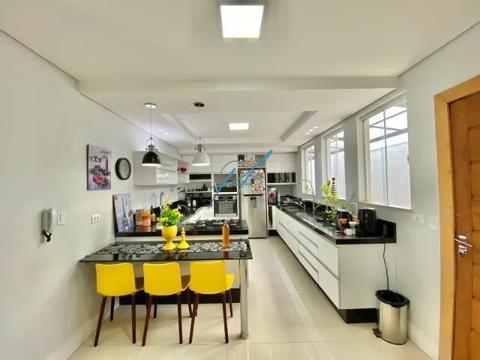 Casa à venda em Maringá, Jardim Cidade Monções, com 4 suítes, com 559 m²