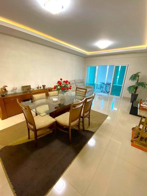 Apartamento à venda em Maringá, Zona 01, com 4 quartos, com 147 m², Residencial Terraço Itália