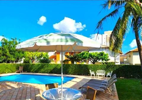 Sobrado à venda em Maringá, Zona 08, com 3 quartos, com 192.58 m²