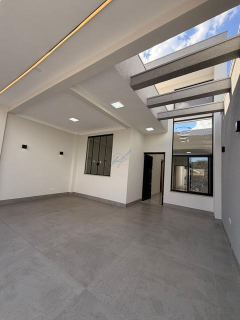 Casa à venda em Maringá, Jardim Real, com 3 quartos, com 85 m²