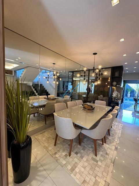 Casa à venda em Maringá, Jardim Iguaçu, com 3 suítes, com 246 m²