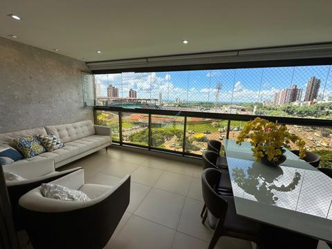 Apartamento à venda em Maringá, Zona 07, com 3 suítes, com 177 m², Maison Prestige