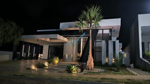 Casa à venda em Marialva, Jardim Vila Brasil, com 4 suítes, com 284 m², Condomínio Araucária