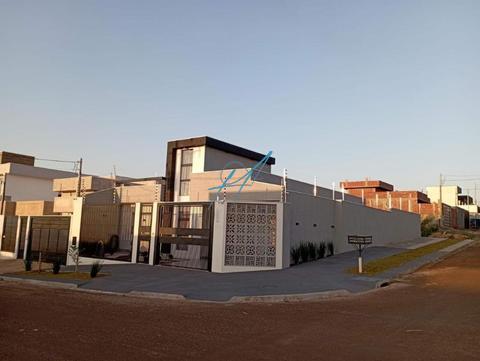 Casa à venda em Maringá, Jardim Campos, com 3 quartos, com 193 m²