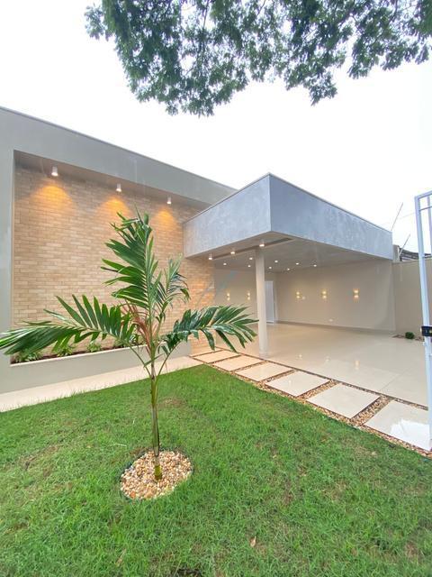 Casa à venda em Maringá, Parque das Laranjeiras, com 3 quartos, com 165 m²