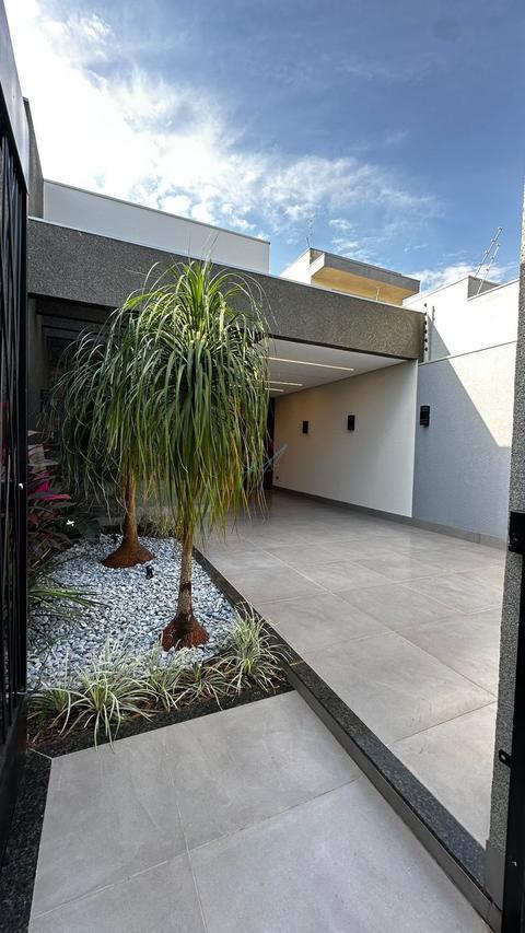 Casa à venda em Maringá, Jardim Fregadolli, com 3 quartos, com 116 m²