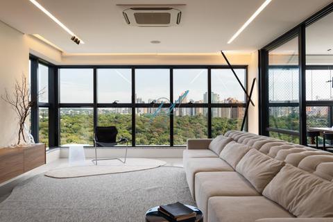 Apartamento à venda em Maringá, Zona 03, com 3 suítes, com 228 m², Edifício La Réserve