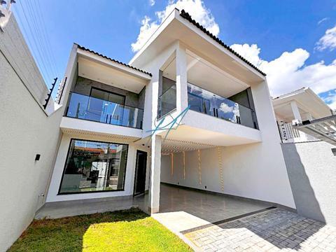 Casa à venda em Maringá, Jardim Iguaçu, com 3 quartos, com 271 m²