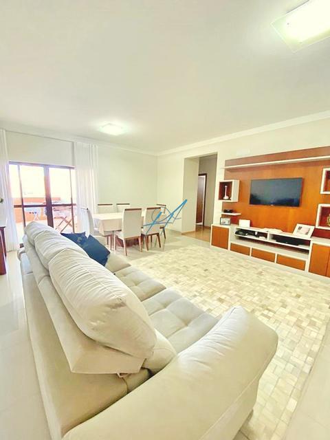 Apartamento à venda em Maringá, Zona 01, com 3 quartos, com 134 m², Edifício Ferrarini