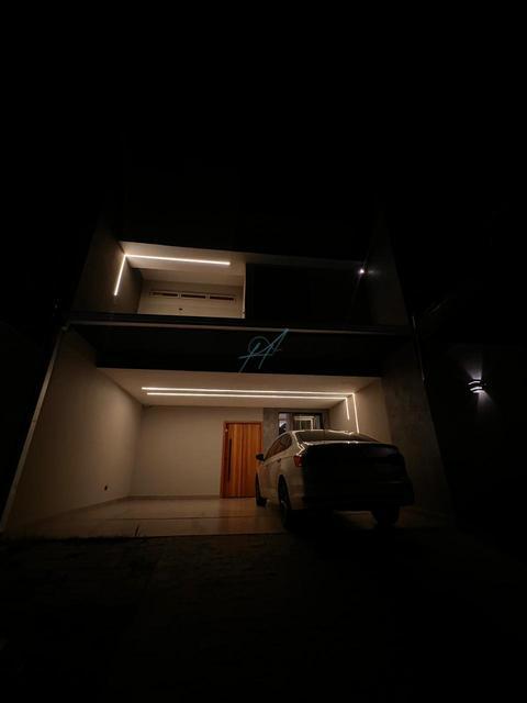 Casa à venda em Maringá, Jardim Botânico, com 3 quartos, com 148 m²