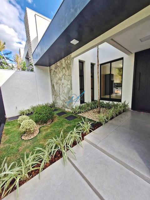 Casa à venda em Maringá, Jardim Itália, com 3 suítes, com 231 m²