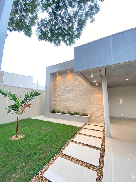 Casa à venda em Maringá, Parque das Laranjeiras, com 3 quartos, com 165 m²
