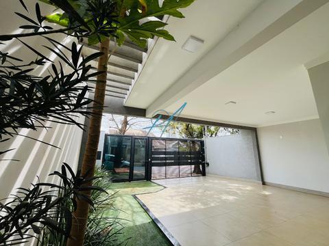 Casa à venda em Maringá, Jardim Itália II, com 3 quartos, com 138 m²